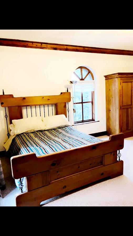 Ridge Wood House *